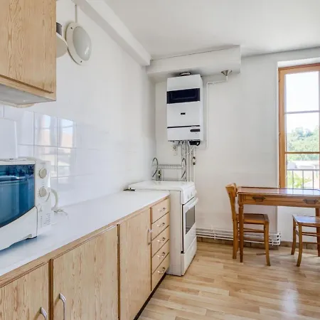 Lovely In With Garden Near Hébergement de vacances Pontgibaud
